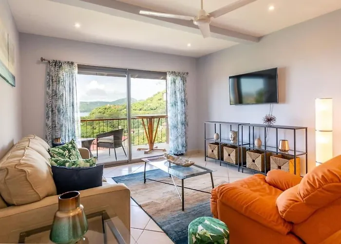 Ocean-view 2-bd With Pool *